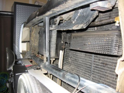 1995 Ford Bronco - So this is looking at the power steering cooler (smaller one closest) and the tranny cooler farthest away with the front clip removed. So t…