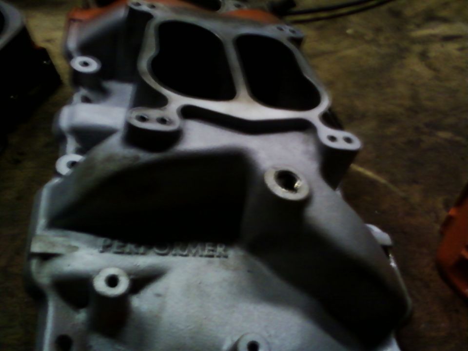 Aluminum intake manifold with 'PERFORMER' cast into it
