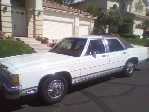 1986 Ford LTD Crown Victoria