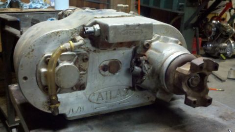 1990 Ford Bronco - This is an Atlas transfer case, not a 1990 Ford Bronco.