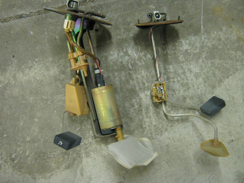Fuel pump and level unit.