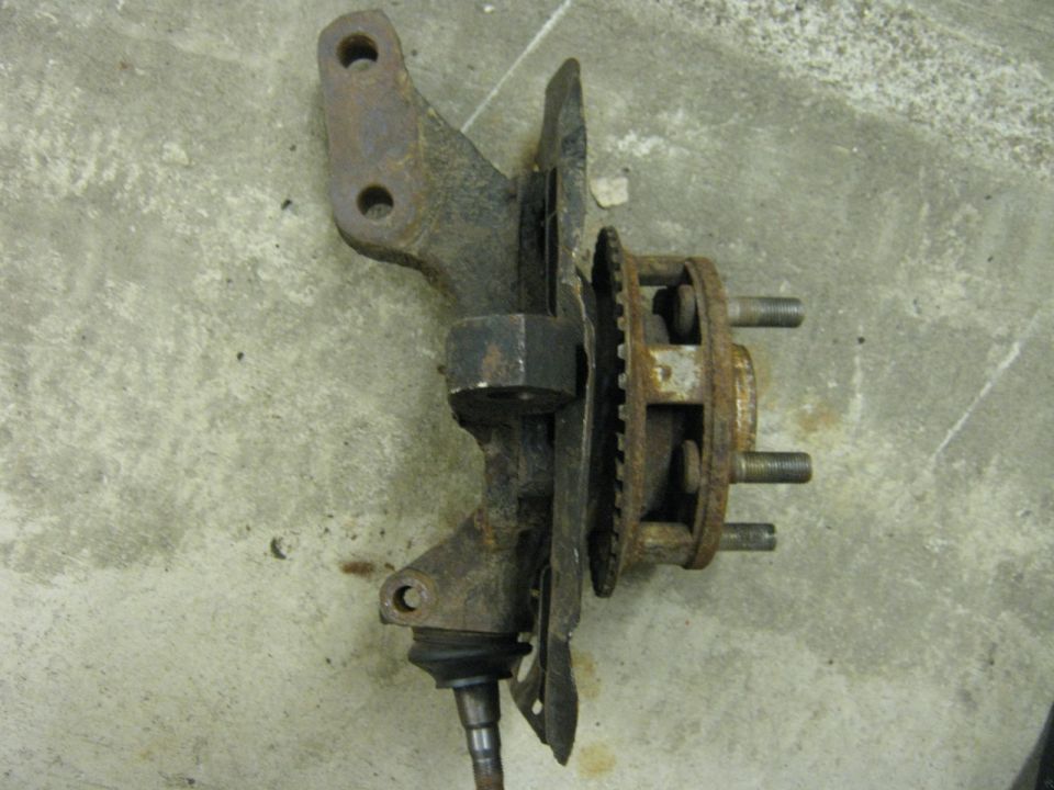 Left front hub. No noise, not loose.