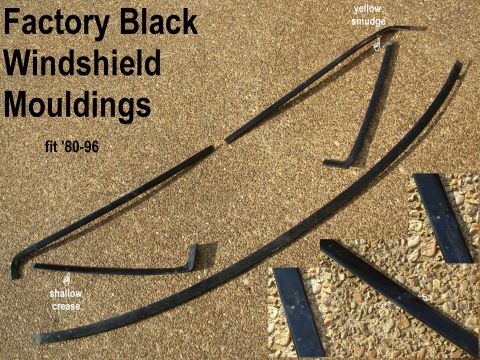 1983 Ford Bronco - SOLD Factory Black Windshield Moulding Set From '95 Bronco; fits '80-96 Bronco & F-series ('97 >8500GVWR) Note blemishes; yellow smudge can…