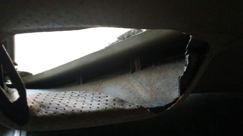 1994 Ford Bronco - Damage to an interior panel is visible, along with the Supermotors.net website logo.