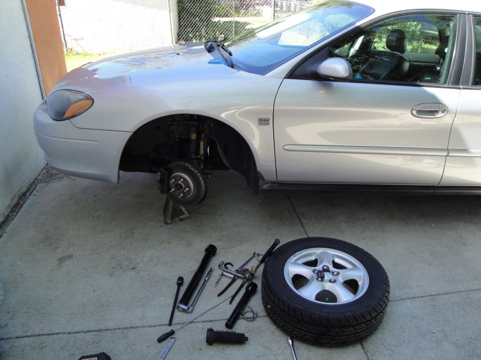 2003 Ford Taurus “SES”