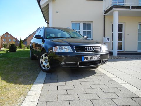 2003 Audi A6 - This Audi A6 Avant has a license plate indicating it is a 2006 model year.