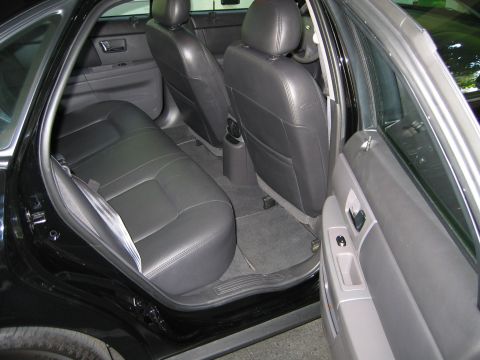 2002 Ford Taurus - Rear seats - lots of leg room even for me and I'm 6'-2"