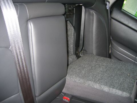 2002 Ford Taurus - Driver's side rear seat folded down access to trunk
