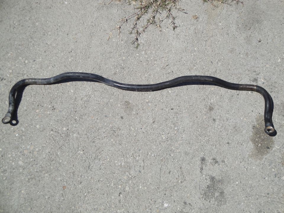 Sway bar on concrete surface