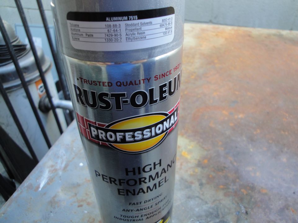 Aluminum spray can with Rust-Oleum Professional label, showing ingredients and product details