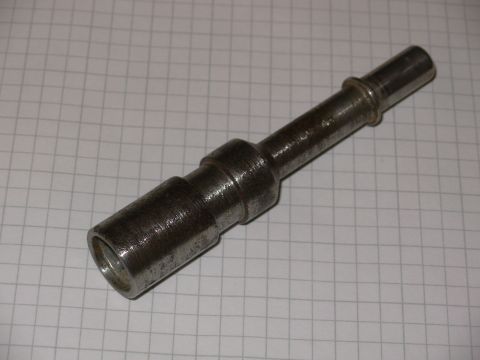 1983 Ford Bronco - Recall check valve (1L3Z-9J274-AA) prevents fuel transfer between tanks (until it wears out, like this one has). [url=http://www.supermotor…