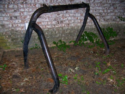1992 Jeep YJ - This is a roll cage, not a 1992 Jeep YJ.