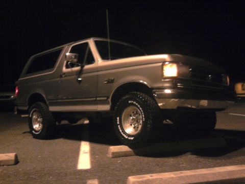 1991 Ford Bronco photo
