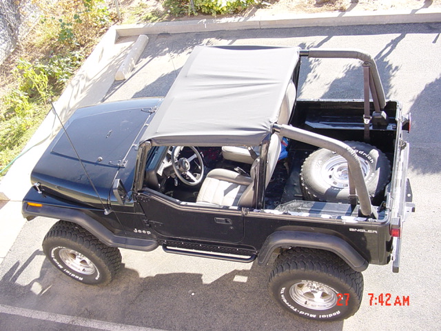 Top view of the Jeep from the balcony of the motel we stopped at in Redlands, CA.