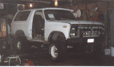 1980 Ford Bronco - My brother came over to help. He took my door off.