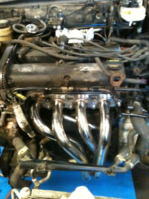 2002 Ford Focus photo