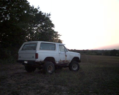 1980 Ford Bronco - Nice place Dad has out there...