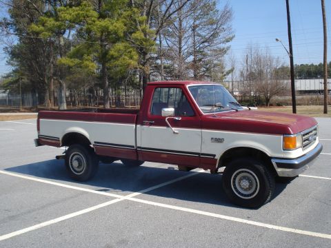 1989 Ford F-250 - This 1989 Ford F-250 pickup truck is shown from a 3/4 front angle.