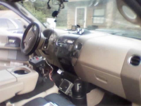 2006 Ford F-150 - front cab view