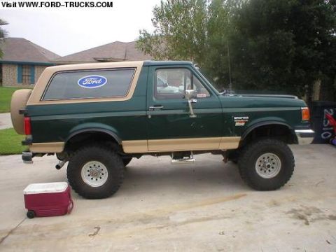 1990 Ford Bronco photo