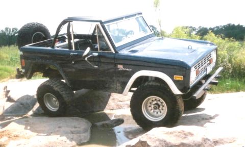 1977 Ford Bronco photo