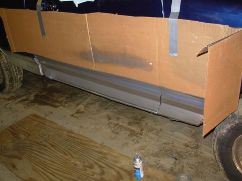 1995 Ford F-150 - As usual, I'm painting at night. But it seems to be working OK - the other vehicles still look decent. [url=https://www.supermotors.net/reg…