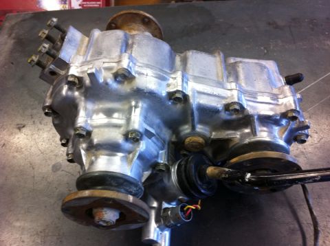 1987 Suzuki Samurai - This is a transfer case, not a 1987 Suzuki Samurai.