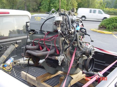 1989 Ford Bronco - Strapped it down with the strap from my speaker box
