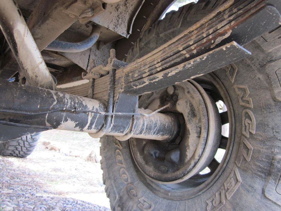 1971 Ford Bronco rear leaf spring suspension and tire