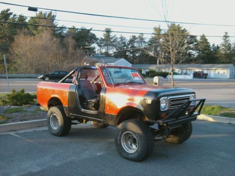 1978 International Scout II - This 1978 International Scout II features a two-tone paint scheme and is equipped with off-road tires and a front brush guard.
