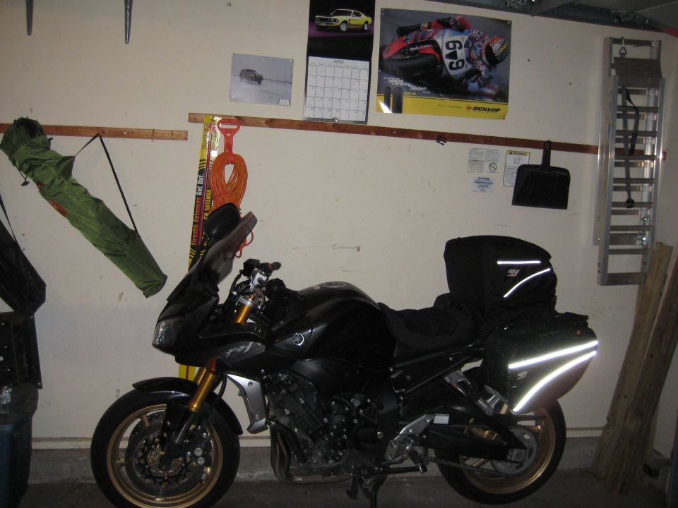 2008 Yamaha FZR1000 in 2011