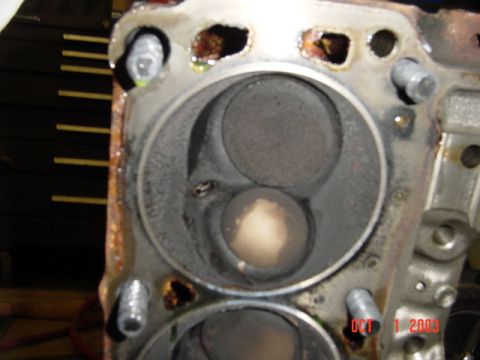 1989 Ford Bronco - Valves are huge!!