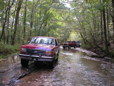 1991 Ford Bronco - Stock trail ride