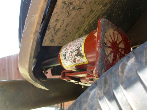 1975 Ford Bronco - Just to make the truck driveable while waiting for parts to come in, I'm pushing the body back out so the tire can clear when steering.