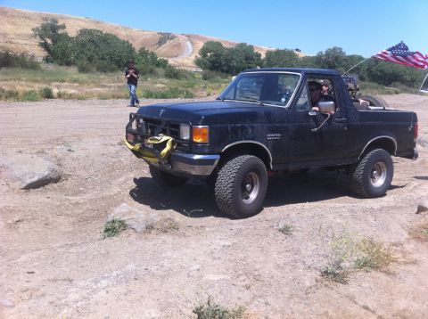 1990 Ford Bronco - This 1990 Ford Bronco is equipped for off-road adventures with its tires and protective bull bar.