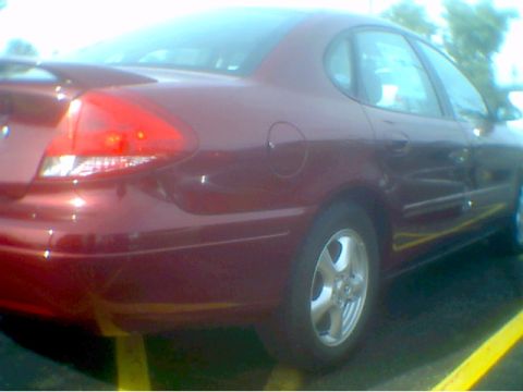 1997 Ford Taurus - new taillights of the taurus