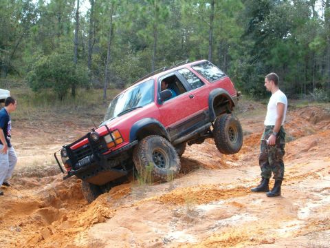 1991 Ford Bronco - Butch from Flexplorers.com, he was 2WD only and did great.