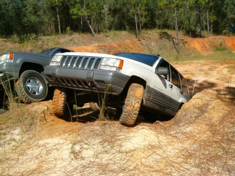 1991 Ford Bronco - Craig in a clay pit
