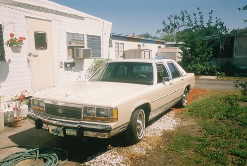 1990 Ford LTD Crown Victoria photo