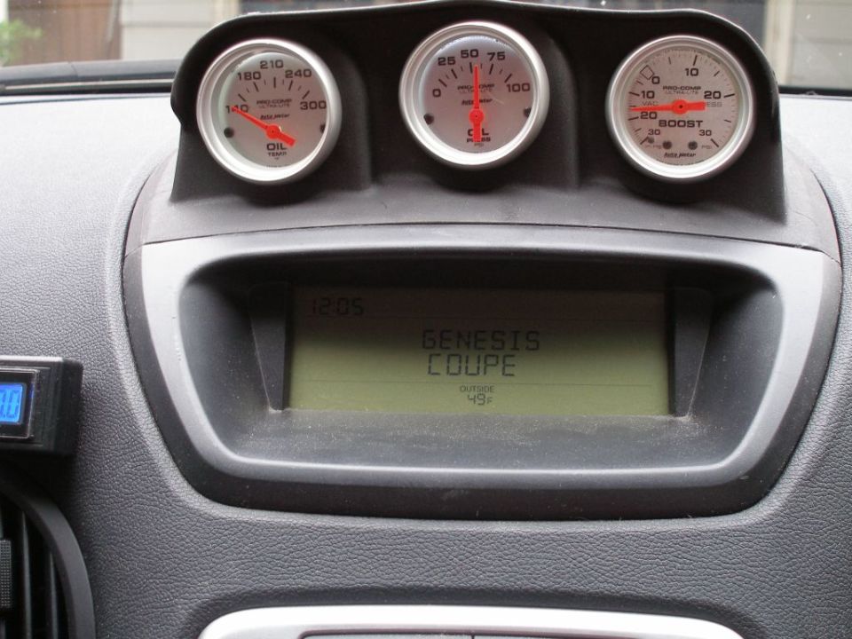 Dashboard gauges and Genesis Coupe display