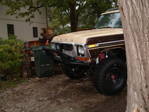 1979 Ford Bronco - side view of my free bumper & on your left you will see my D60