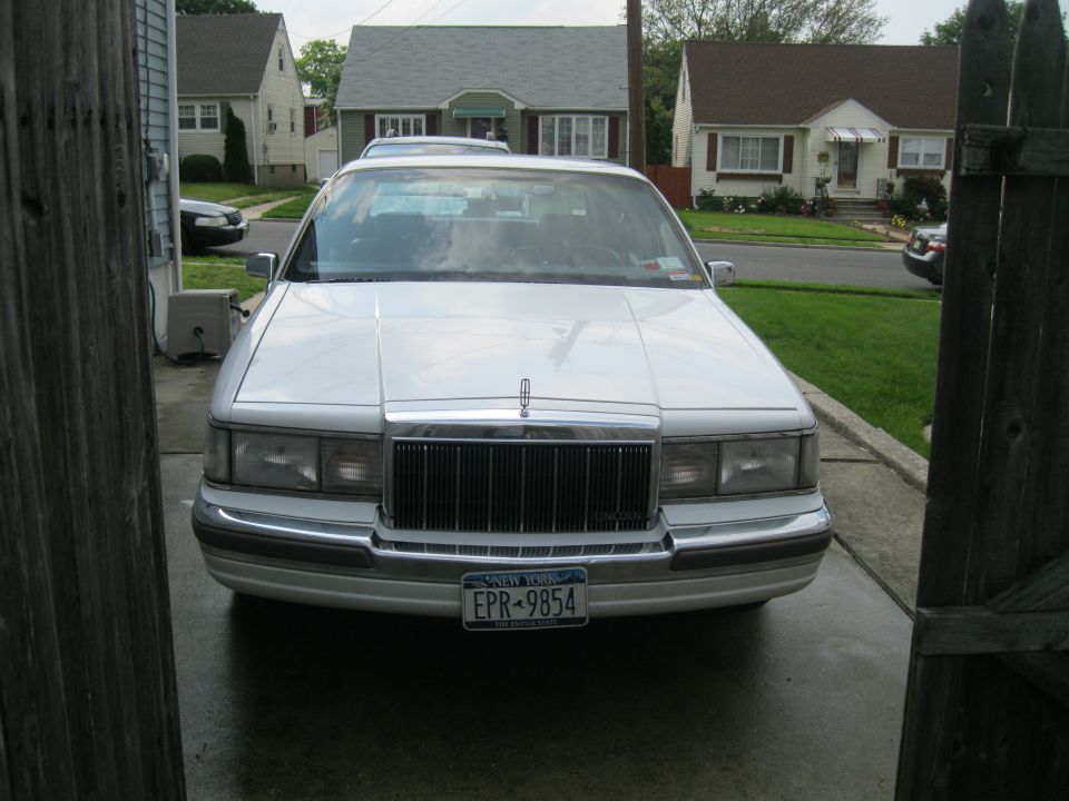 1990 Lincoln Town Car