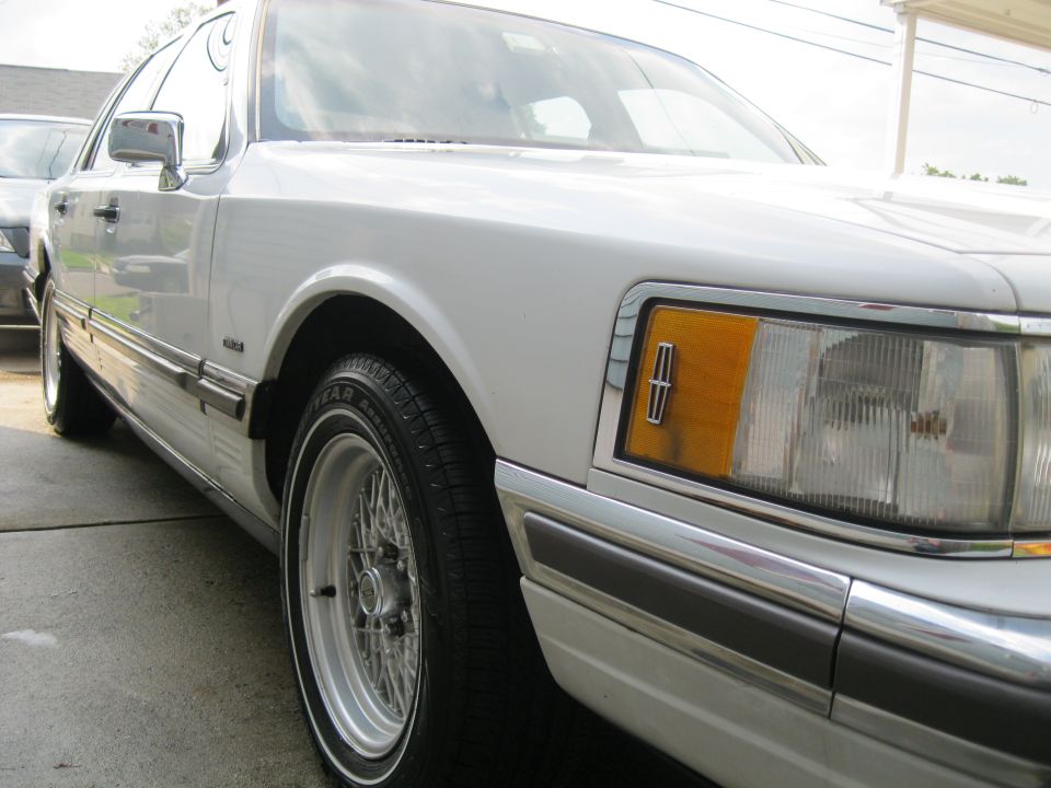 1990 Lincoln Town Car