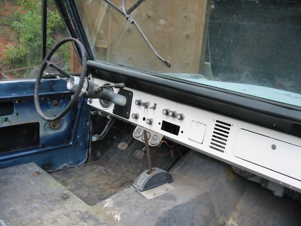 dash cleaned up nice and will retain the paint here.