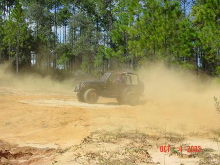 1991 Ford Bronco - Jeep doing donuts