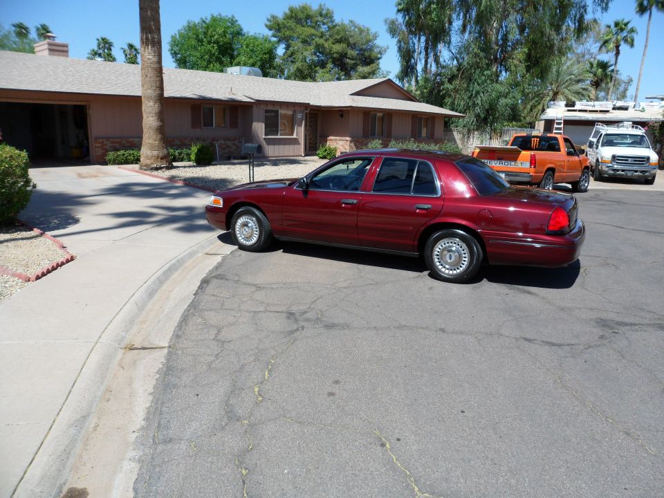 2000 Ford Crown Victoria