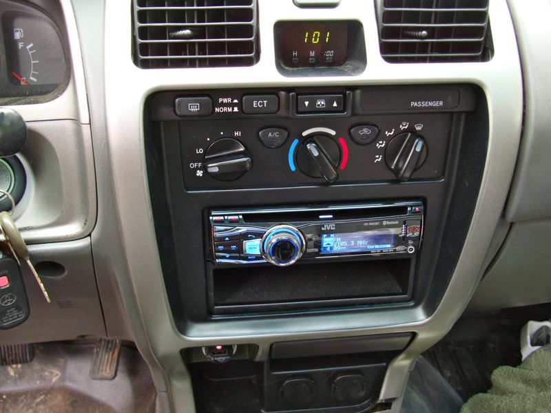 2002 Toyota 4Runner interior showing JVC stereo and climate controls