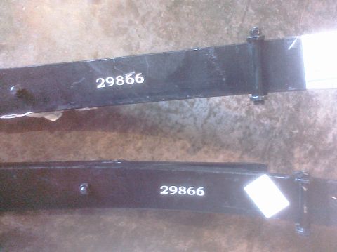 1995 Ford Bronco - Two leaf springs are shown, each bearing the part number 29866.