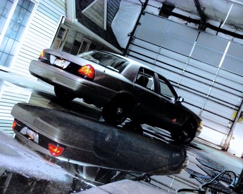 2005 Ford Crown Victoria - In The Wash Bay 06