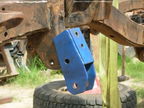 1975 Ford Bronco - THAT's where it goes: on a '76-77 frame. No wonder it didn't fit on a '75. The white line painted on the frame at the top of the pic is a l…